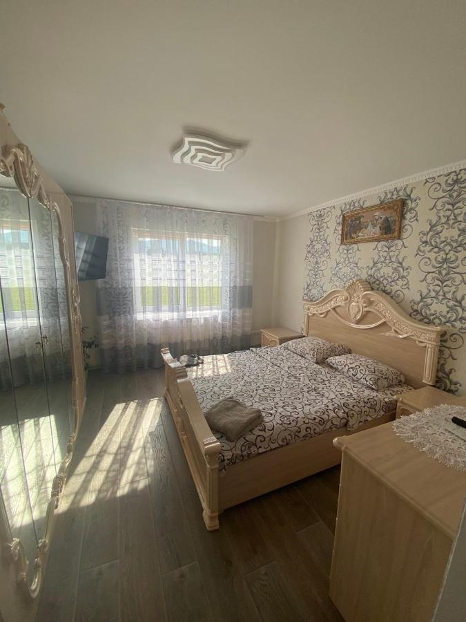 Карпатські Зорі Villa Pilipets Buitenkant foto