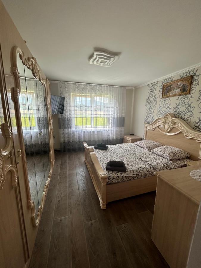 Карпатські Зорі Villa Pilipets Buitenkant foto